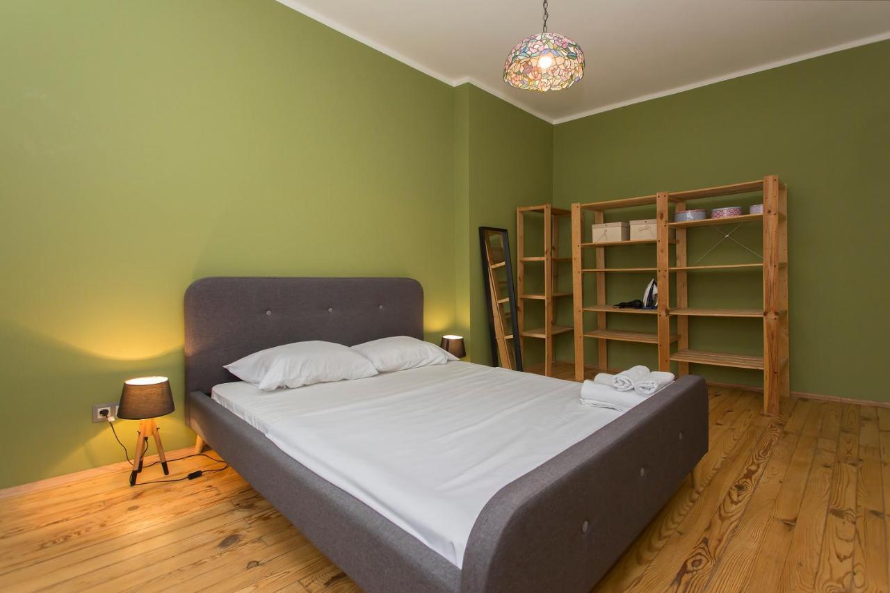 Colorful 2Bdr Apartment In The City Center Sofia Zewnętrze zdjęcie