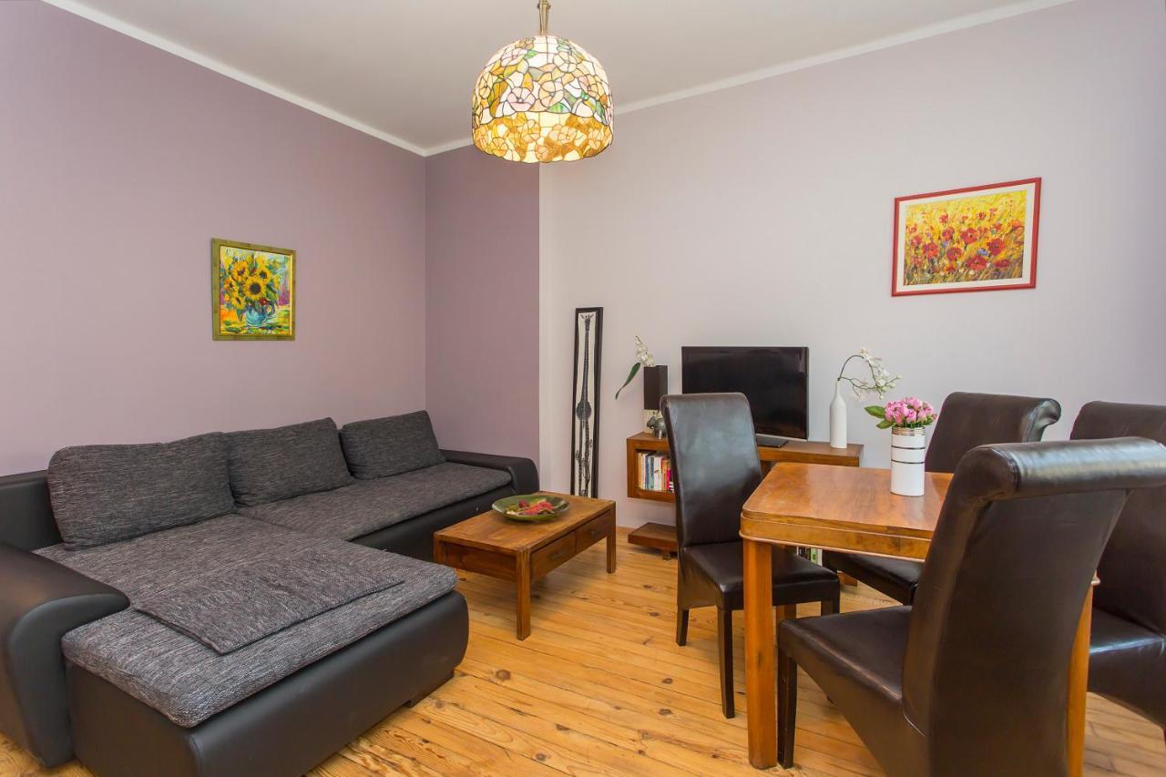 Colorful 2Bdr Apartment In The City Center Sofia Zewnętrze zdjęcie